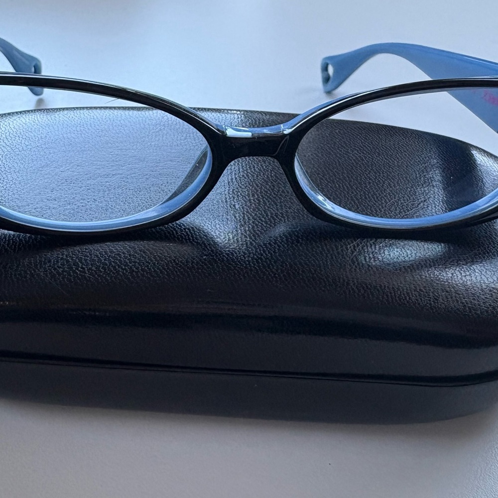 Blue and black Women's Betsy Johnson prescription glasses with case